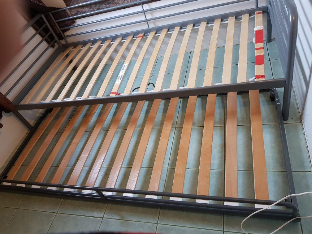 Łóżko stalowe podwójne - piętrowe  Ikea Svarta