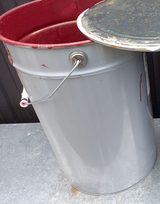 Відро металеве на 20л.