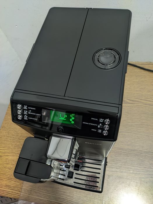 Кавоварка Philips Saeco Minuto Cappuccino