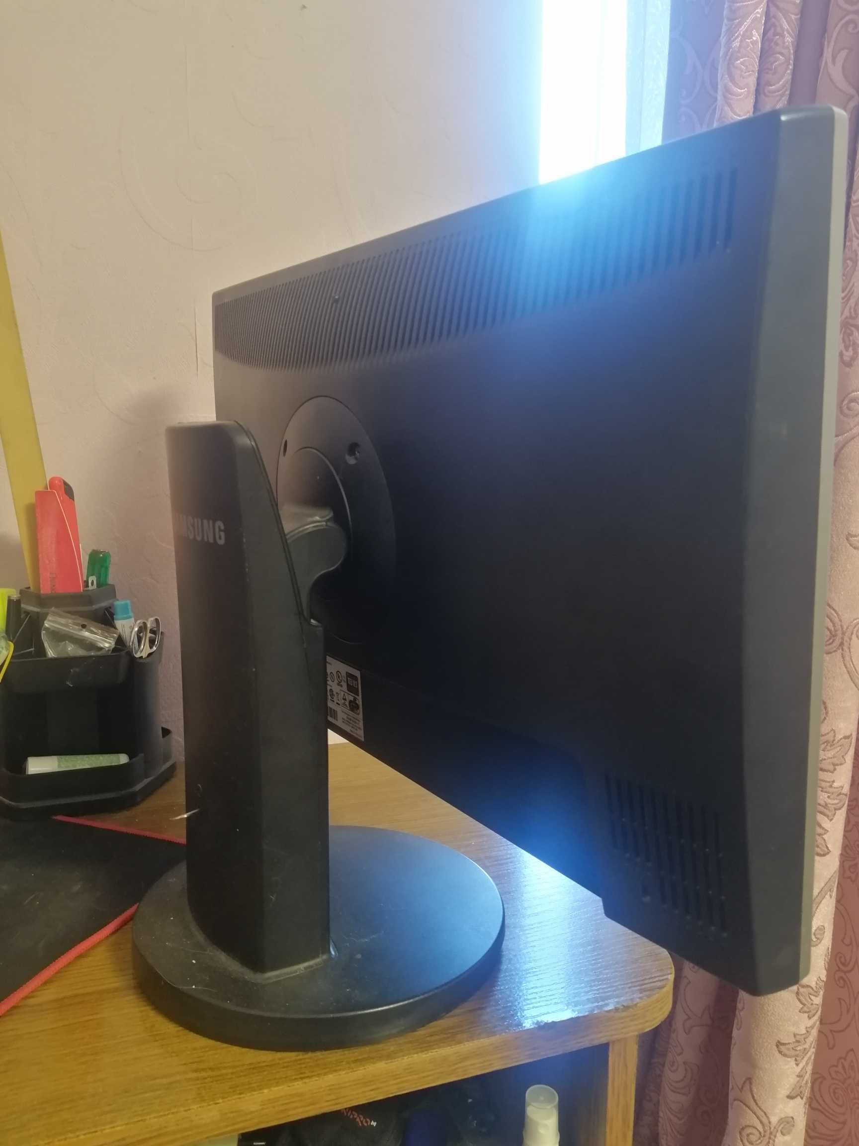 Монитор Samsung Sync Master 2043BW 20"