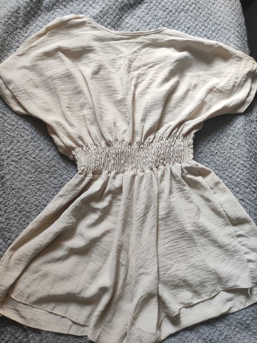 Beżowy kombinezon xs-m New collection