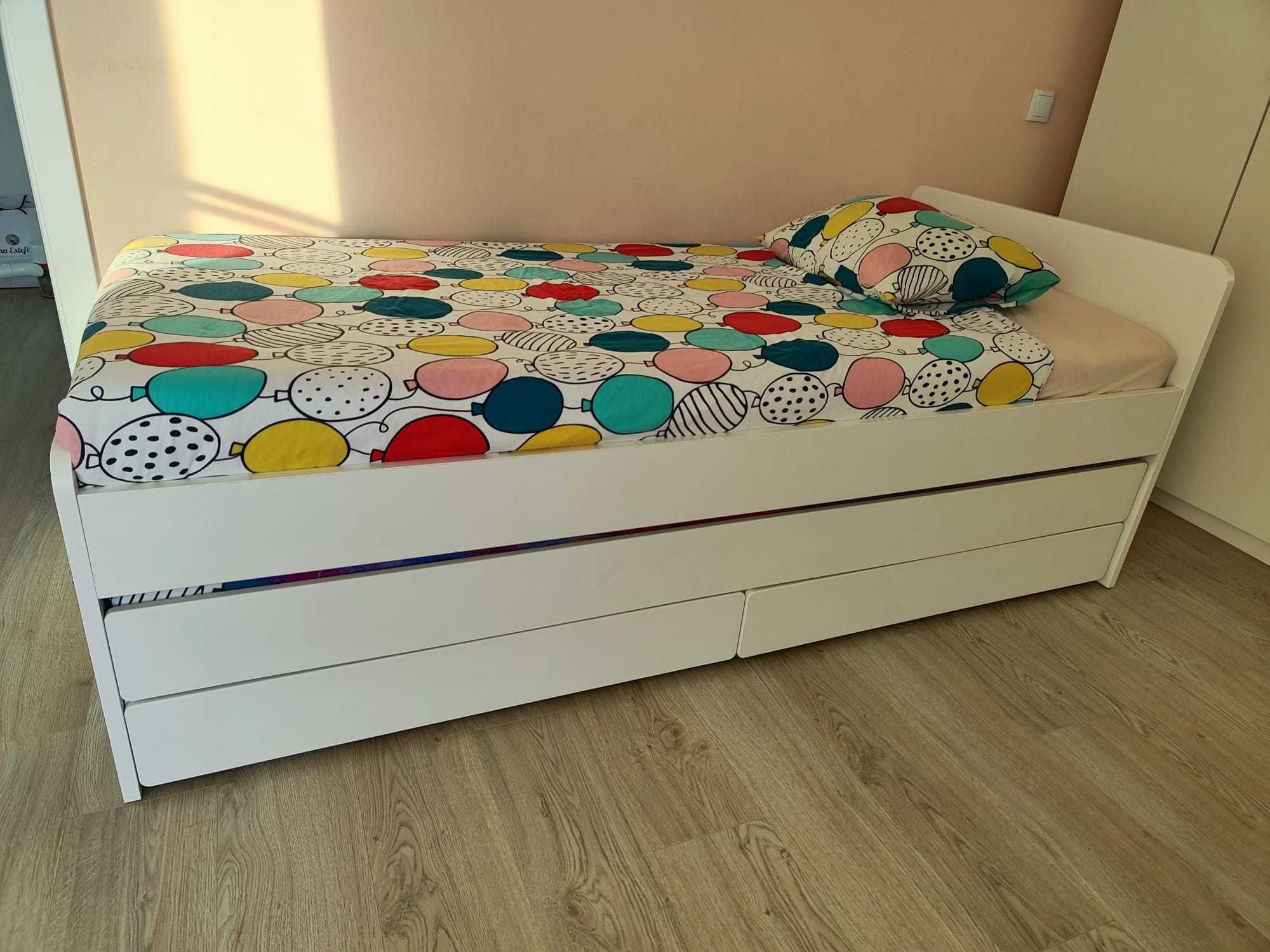 Cama Ikea Slakt com gavetao