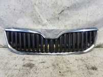 ATRAPA GRILL SKODA OCTAVIA III