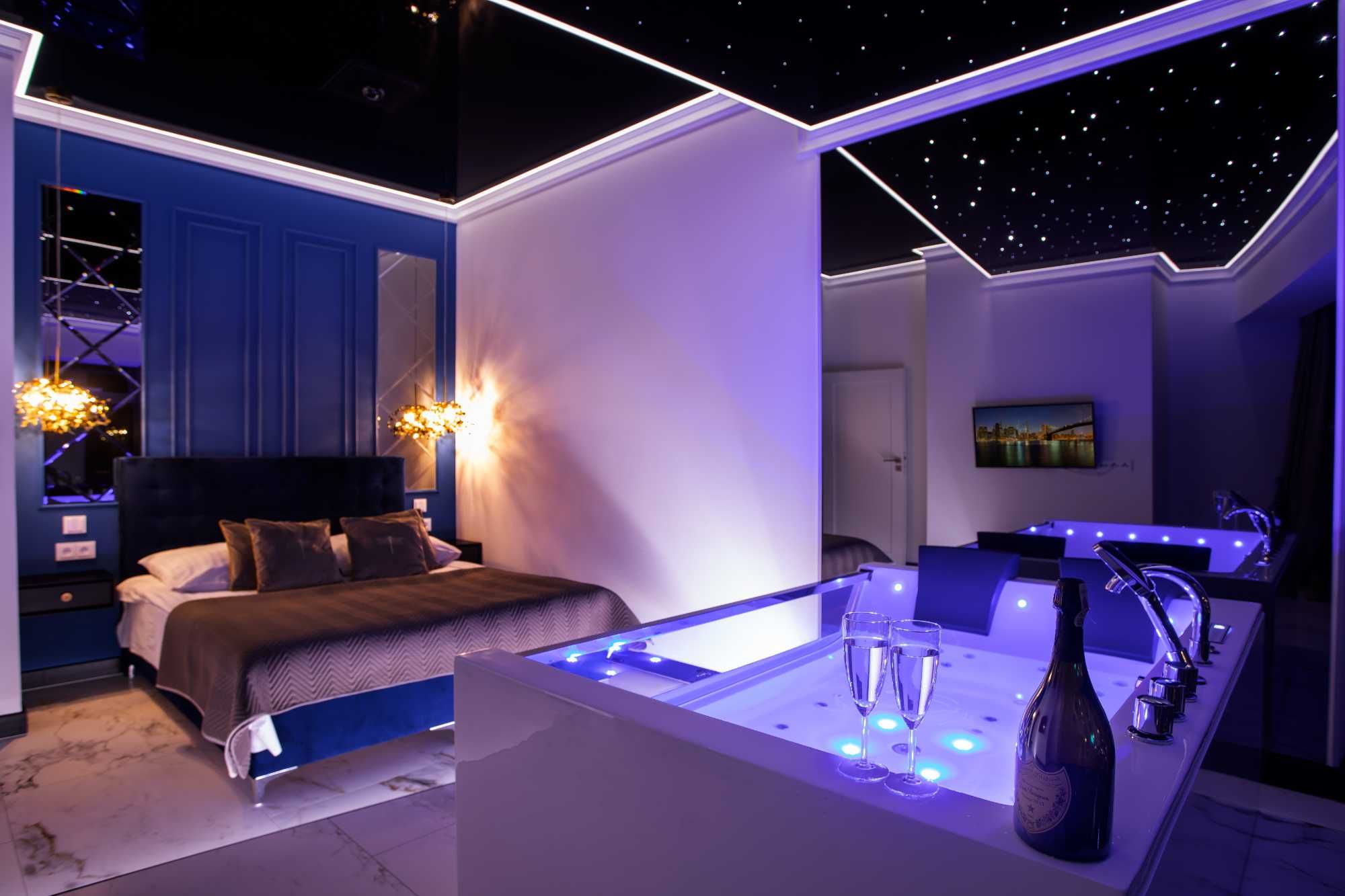Luksusowy apartament z jacuzzi w Sky Tower