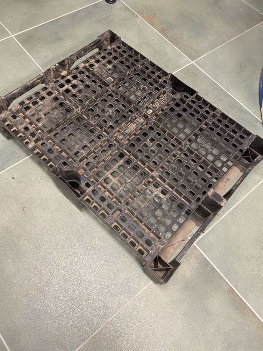 paleta plastikowa mała