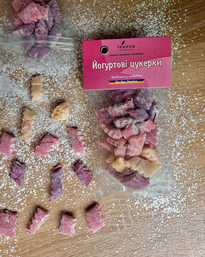 Пастила, фріпси, горішки, джерки, арахісова паста, йогуртові цукерки