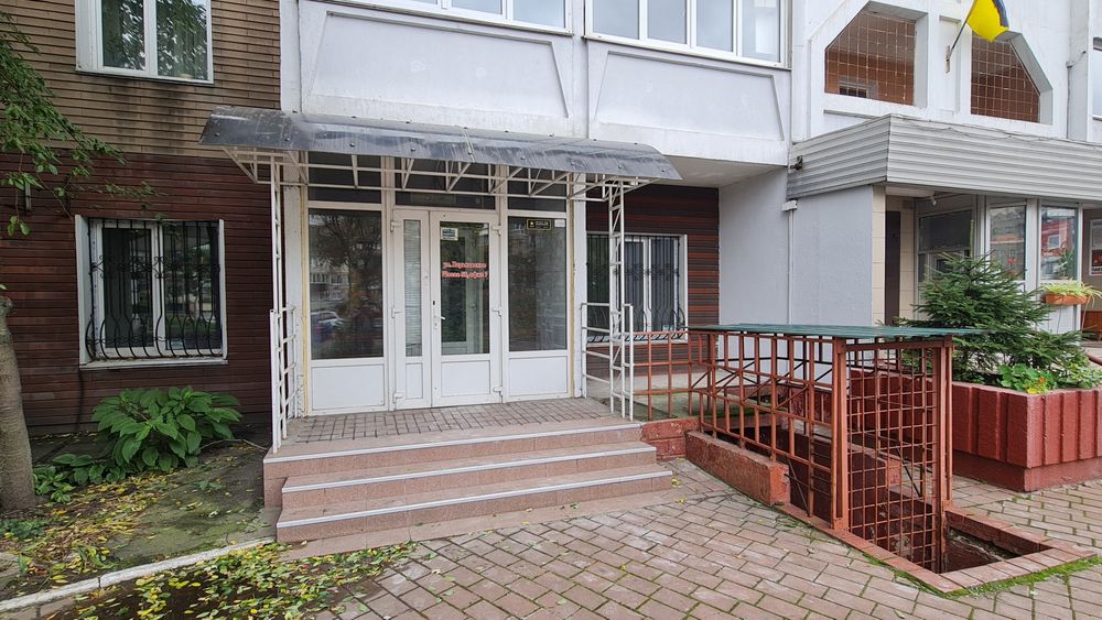 Оренда 80-160 кв.м. Фасад, н/ф