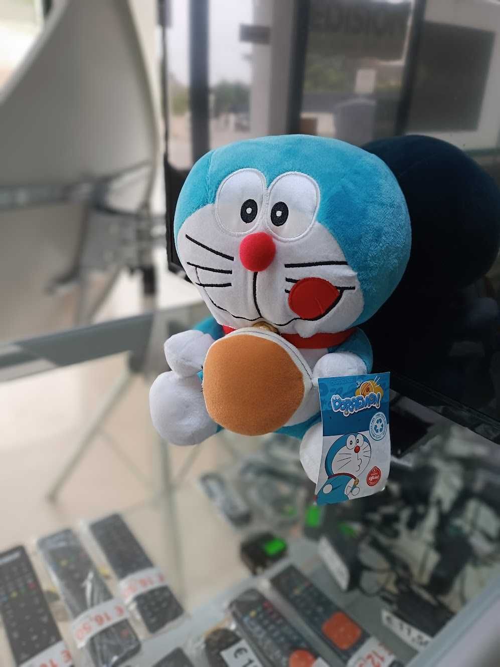 Novidade:Peluche Doraemon Sentado 25cm