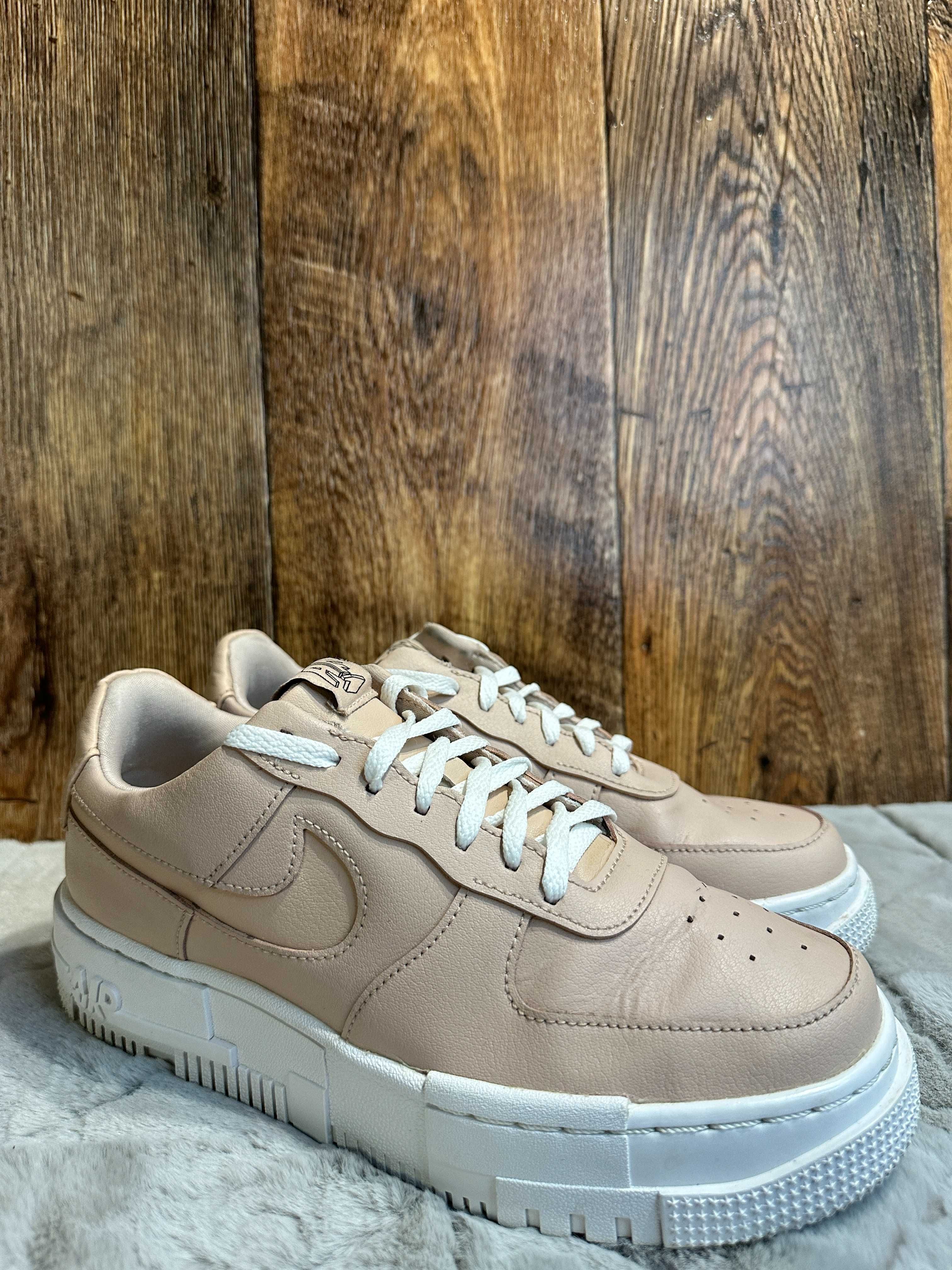 Buty Nike air Force 1 Pixel 38