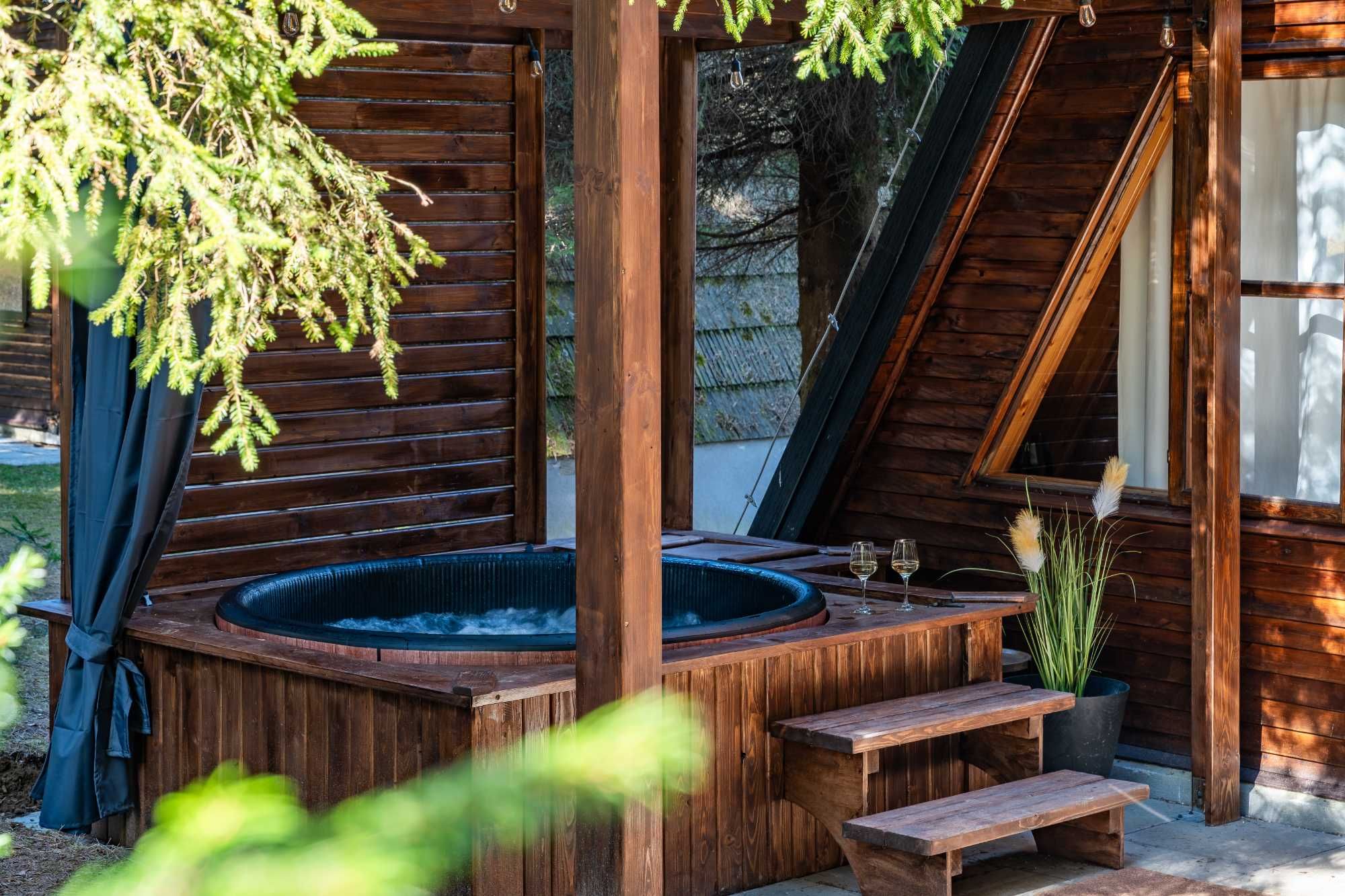 Domek/Domki do 50 os Kawalerski/Panieński/Urodziny Basen,jacuzzi,sport