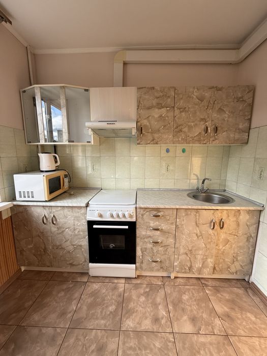 Оренда 2х кімнатна квартира на Червоної Калини