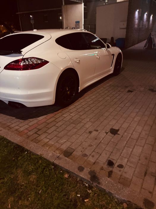 Porsche Panamera do wynajęcia – idealne auto na Twój wyjątkowy dzień!
