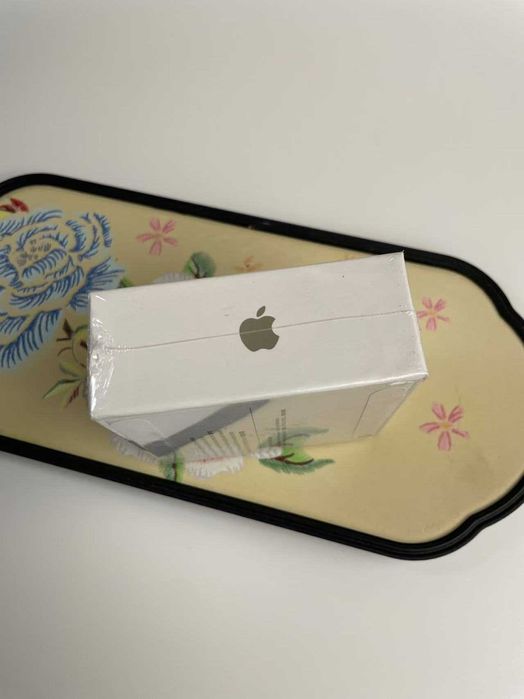 NOWA Atrakcyjna cena Słuchawki Apple airpods 4