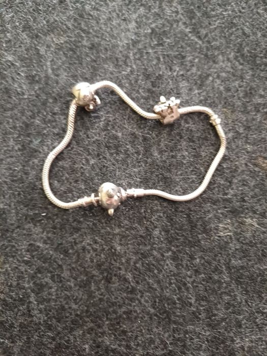 Pulseira em prata da marca S.R.Kidz