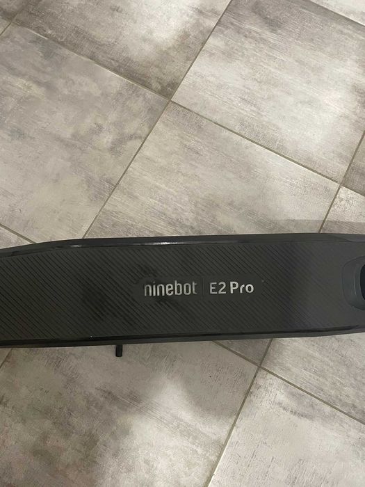 VENDO: 2 Trotinetes Elétricas Ninebot (E2 e E2 Pro) - Ótimo Estado!