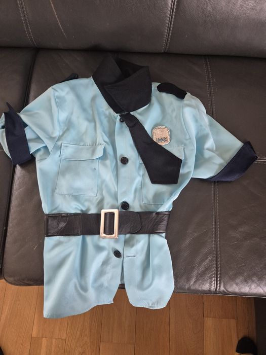 Mundur policjanta 122/128