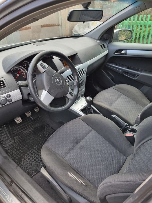 Opel Astra 1.6 2004р