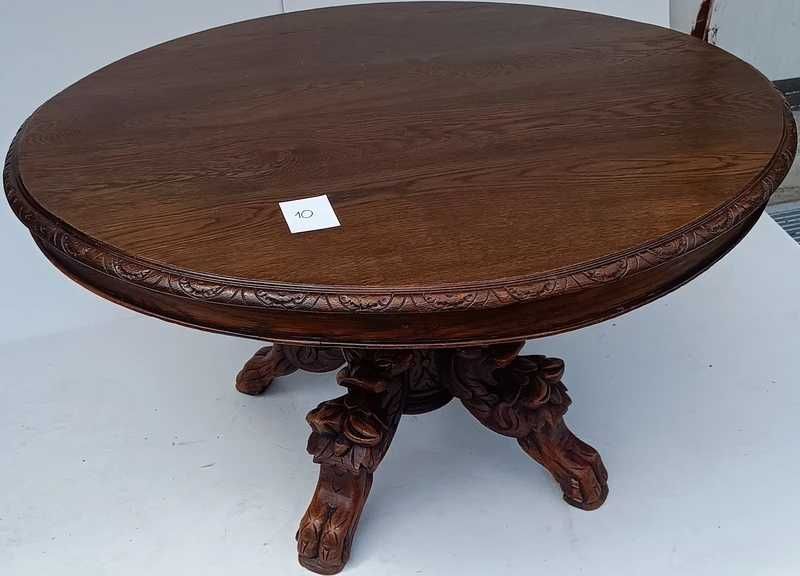 Rzeźbiony stół okrągły – unikatowe dzieło stolarskie
Bardzo dobry