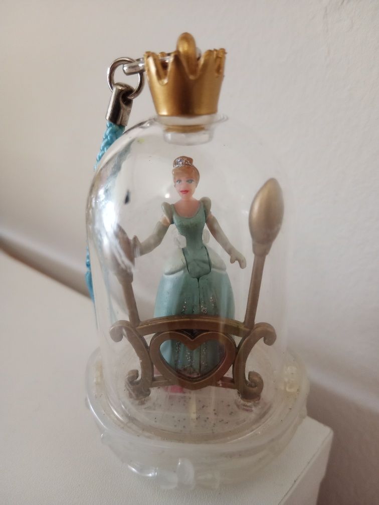 Brinquedo Disney 3 globos 8cm Princesa Bela Cinderela e Pequena Sereia