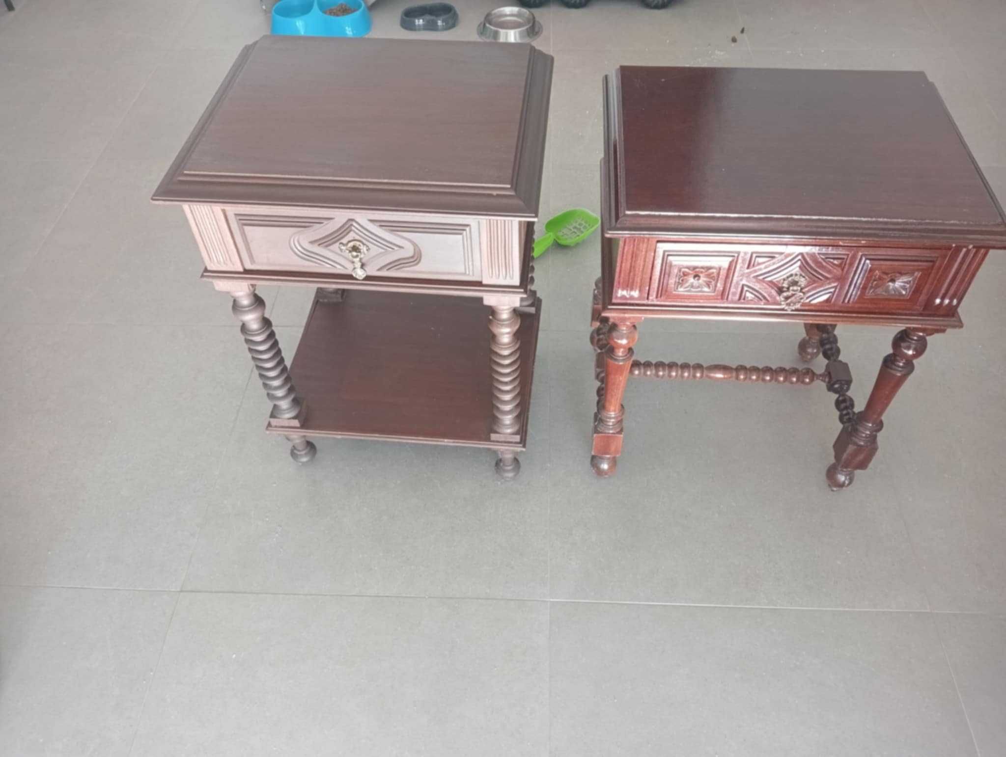 Mesa de Cabeceira