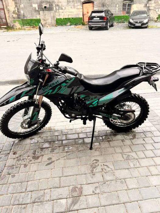 Мотоцикл в дуже гарному стані брався новий з магазіна