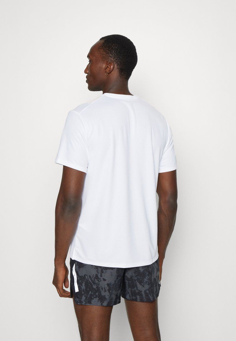 T-shirt do biegania Nike Performance L