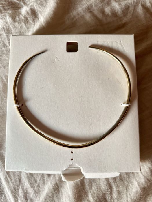 Gargantilha em aço inoxidavel da Zara bom estado