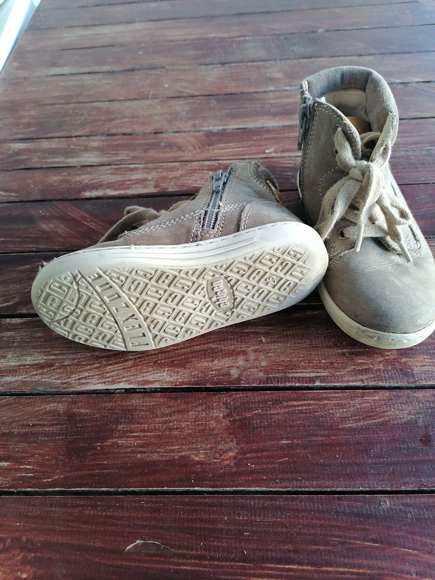 Bota de criança chicco T25