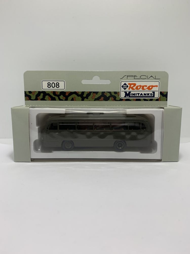 Mercedes O 321 da Roco na escala H0 1/87