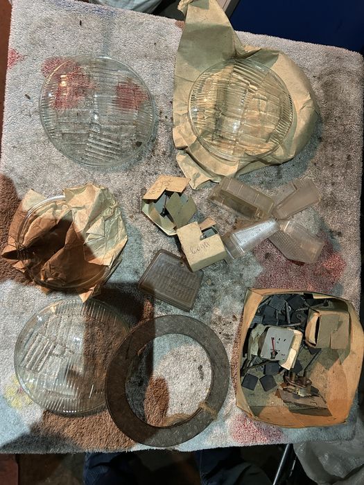 Волга , москвіч , УАЗ