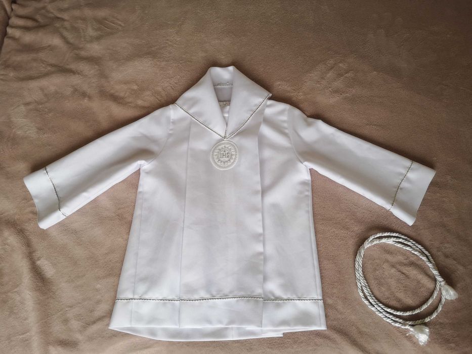 Strój komunijny dla smukłego chłopca 134 - kompletny