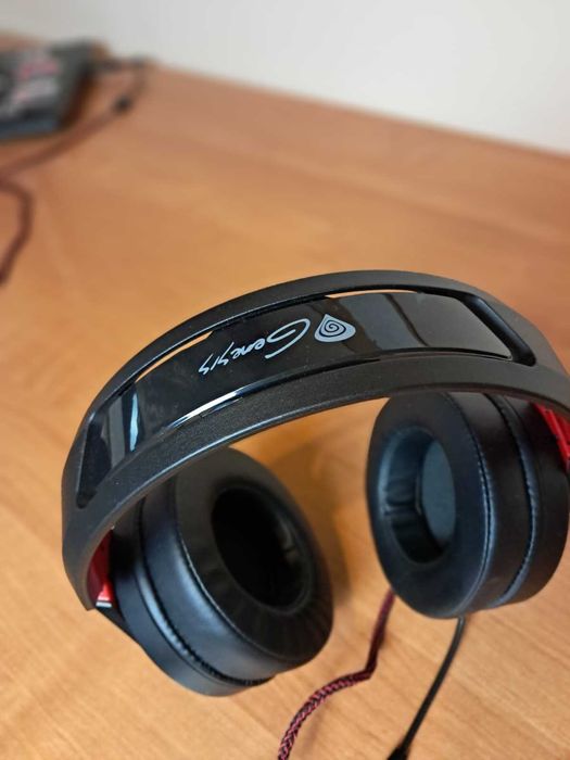 Słuchawki Gamingowe Nauszne Przewodowe Z Mikrofonem Podświetlane