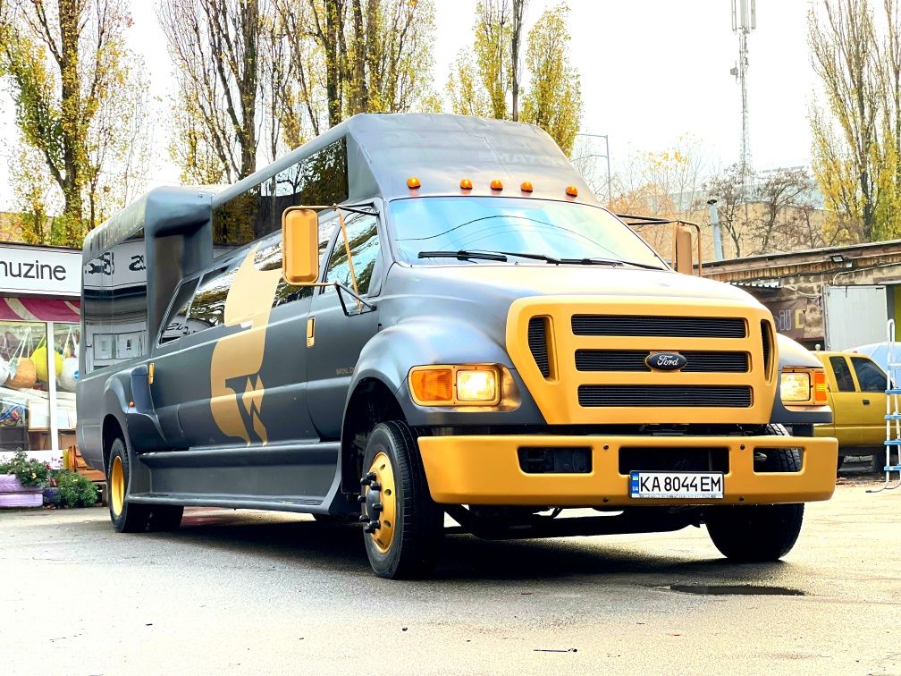 PartyBus Ford F650 VIP Лимузин Киев Аренда лимузина прокат лимузинов