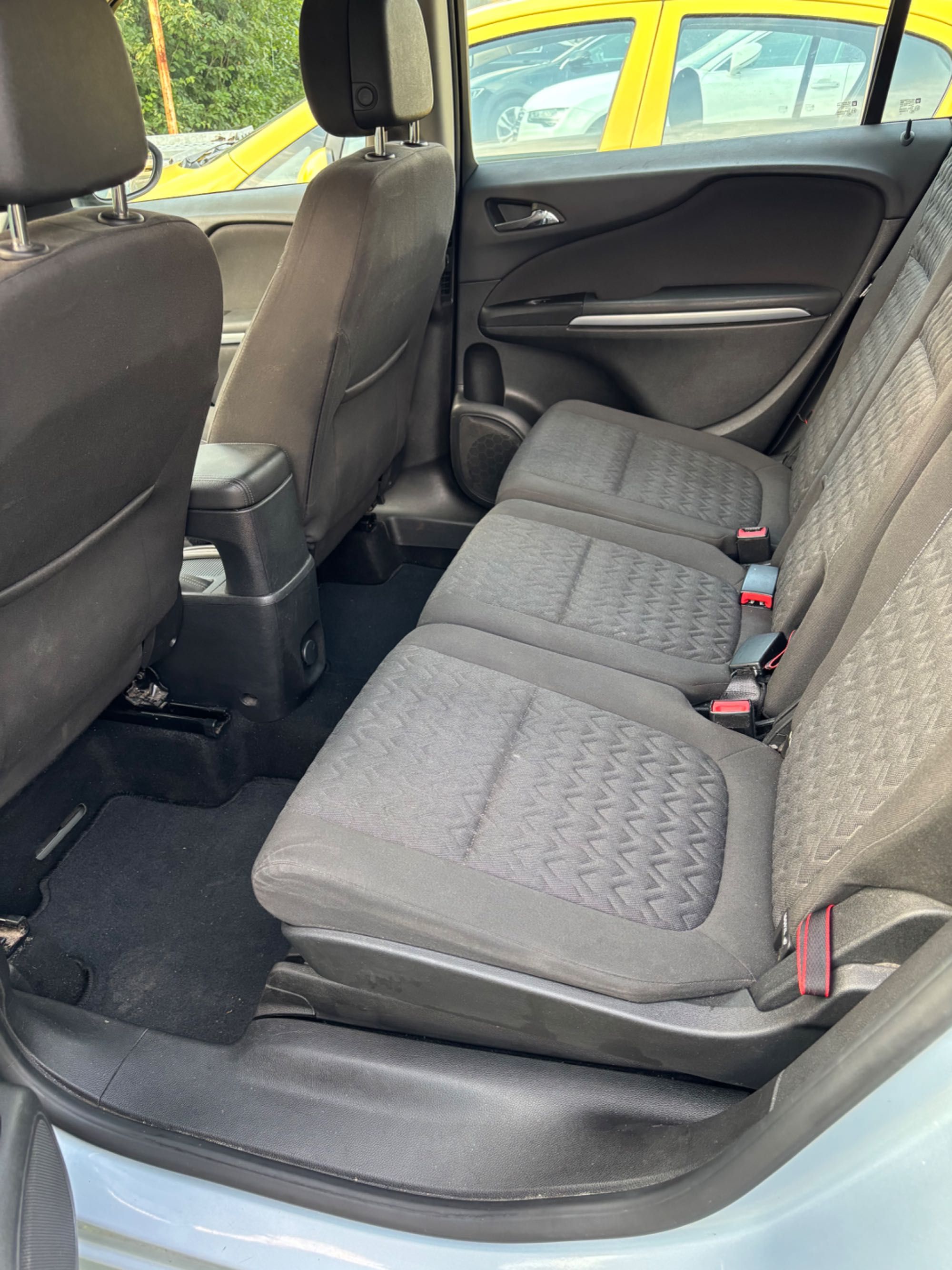 Opel Zafira tourer 2.0 cdti
