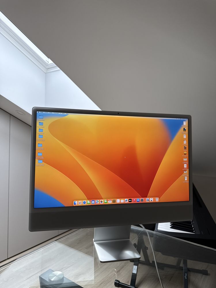 iMac 21,1, Apple M1 8GB Ram 512G