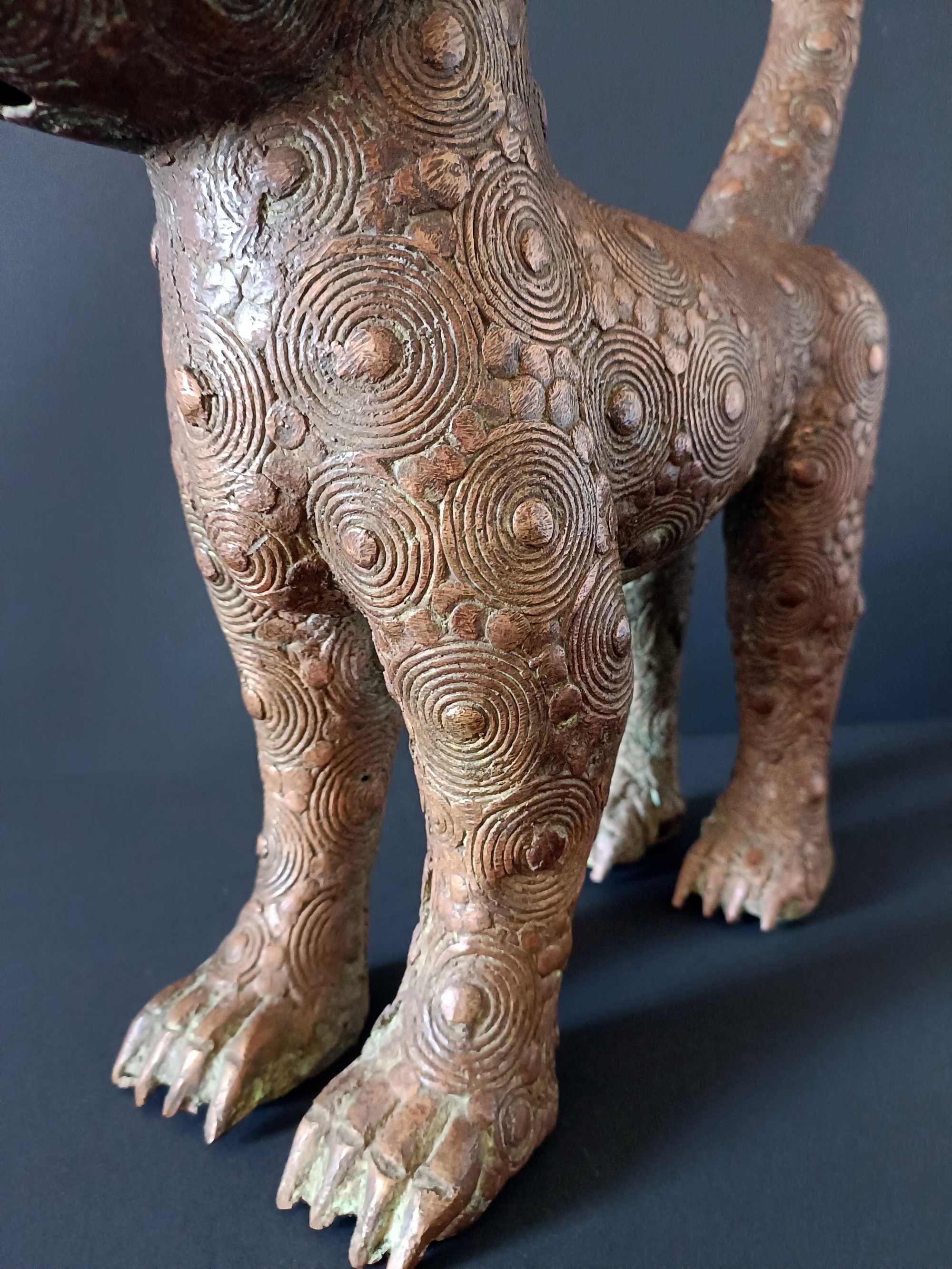 Lampart Benin Brąz Afryka Leopard Wosk tracony