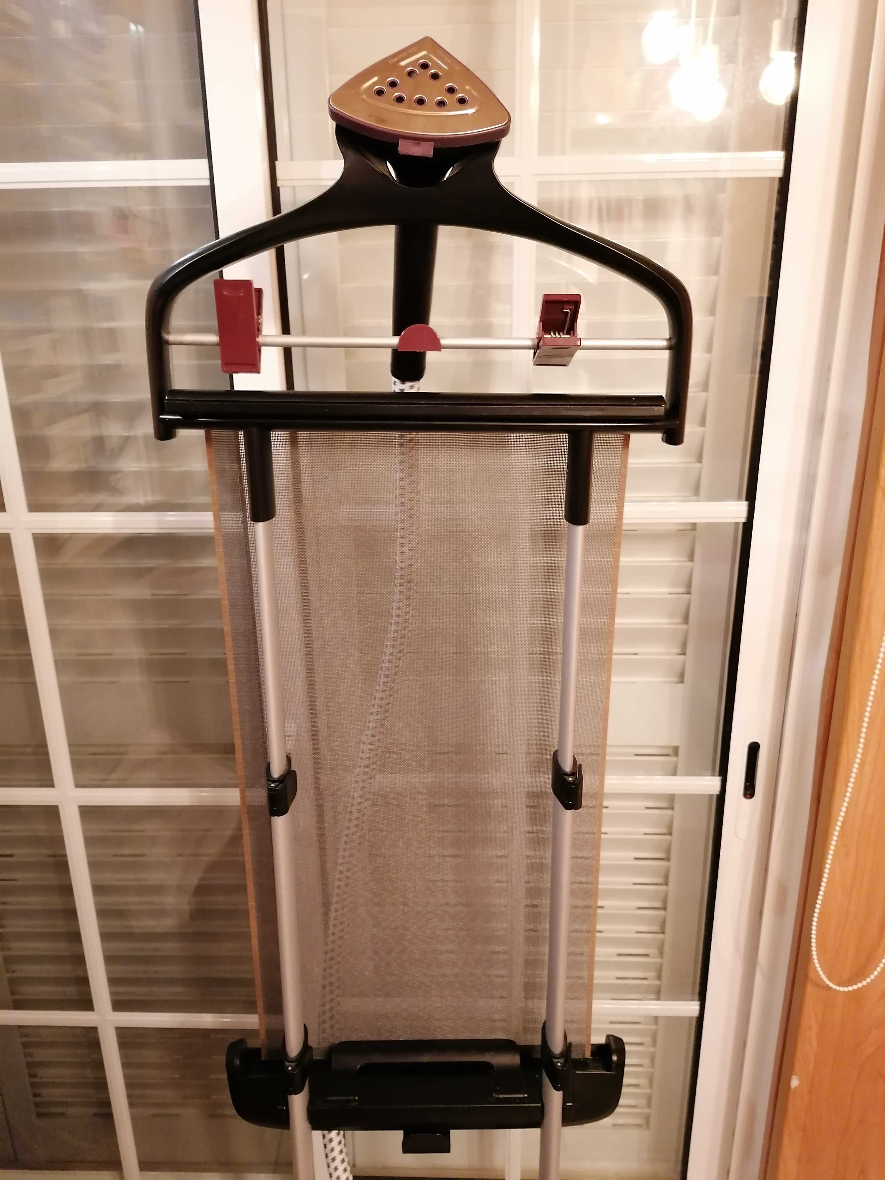 Ferro vertical a vapor Rowenta
