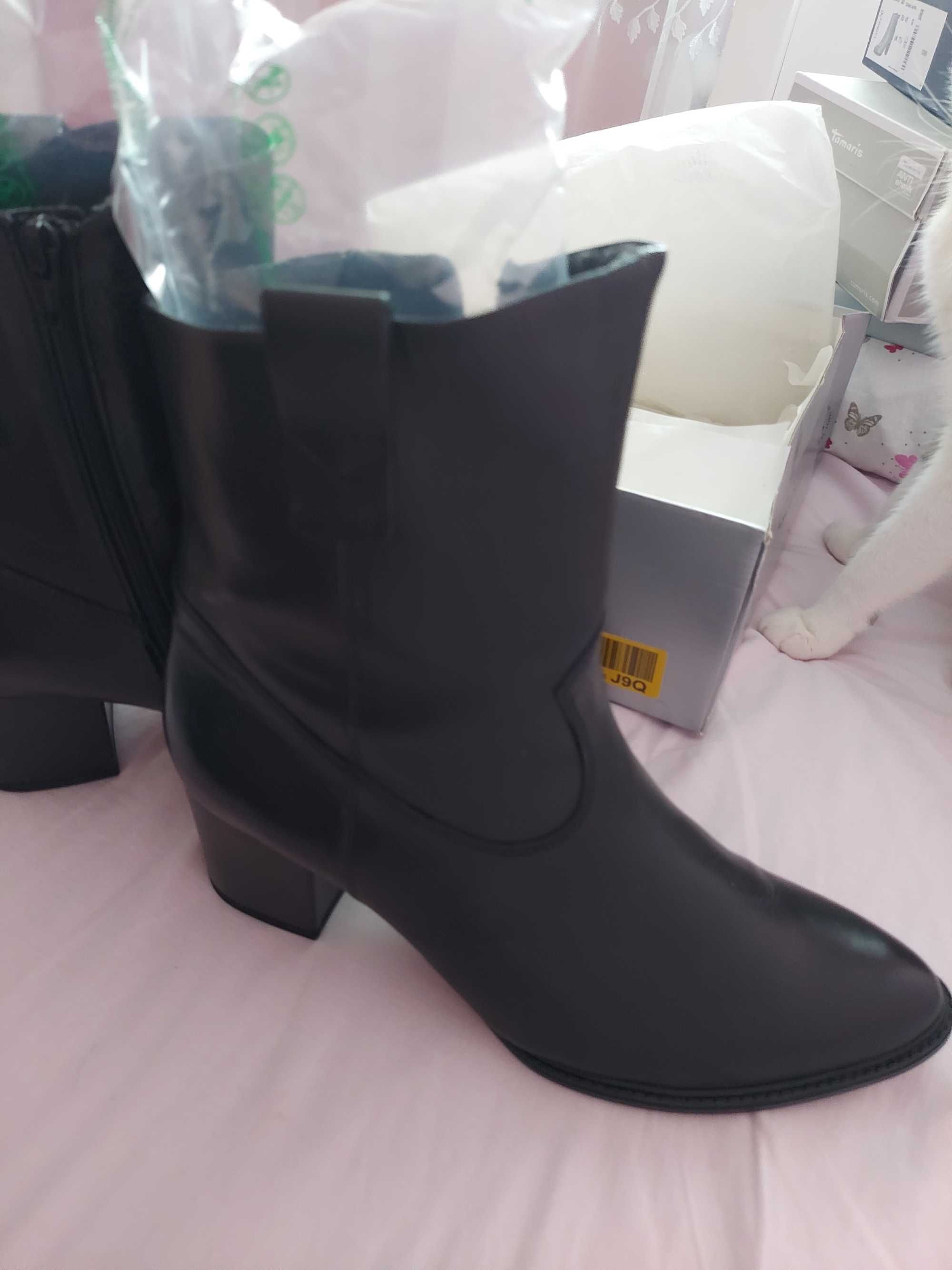 Buty nowe  skora naturalna, kowbojki, rozmiar 42, bardzo wygodne.