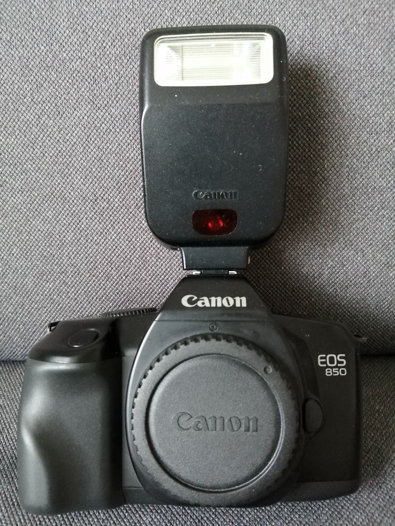 Canon EOS850  aparat