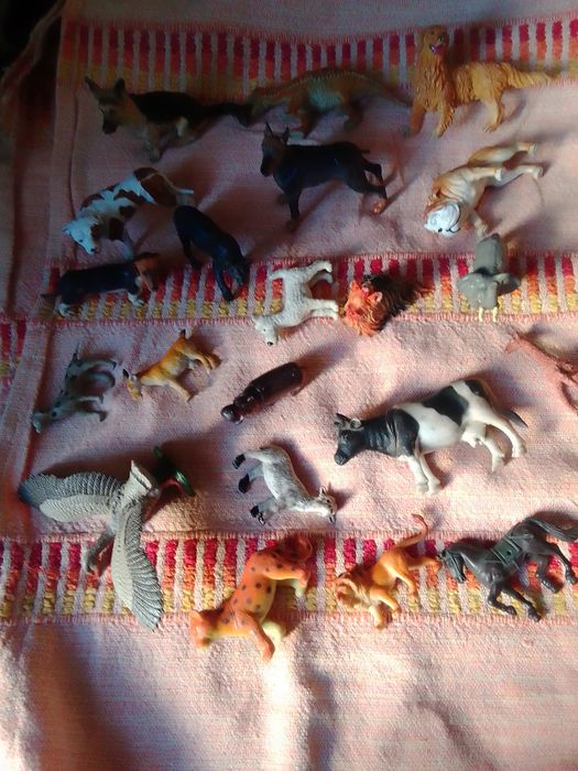Várias figuras de animais desde 0,50 a 2€