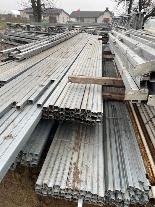 Ceownik 40x40x2 pół zamknięty ocynk 8-9m łaty dachowe profil wiaty