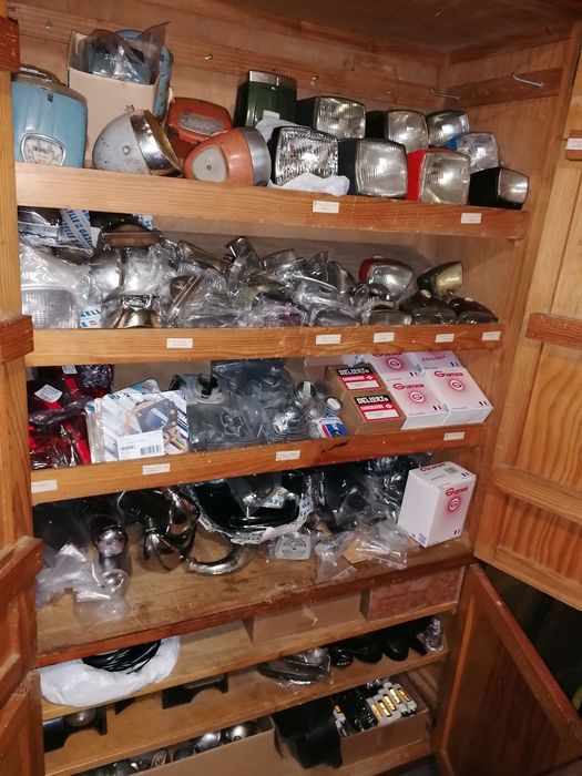 Peças para Peugeot e mobylette