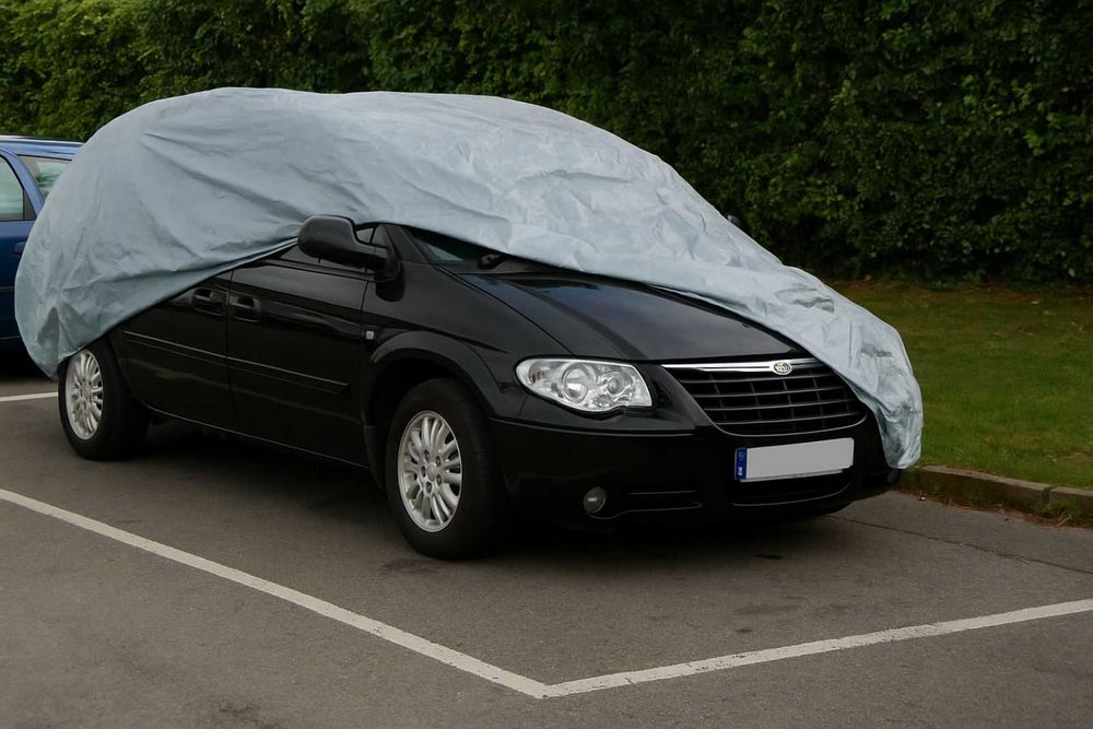 Автомобильная накидка тент на авто Чохол на машину захисний чехол