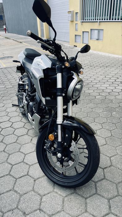 Honda CB125 R 2018