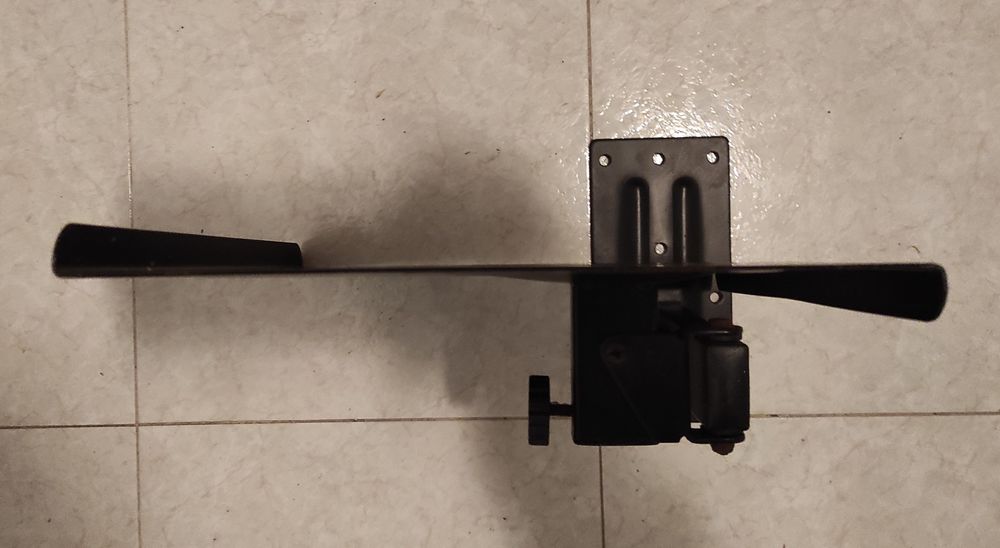 Suporte para TV pequena