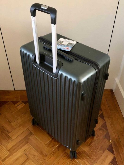 VENDO: Mala de Porão Japão, verde