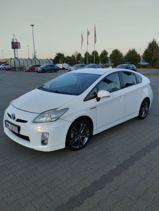 Toyota Prius Toyota Prius 3 1.8 + LPG Hybryda , automat