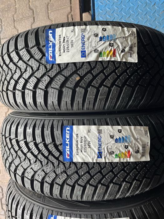Opona 225.60.17 Falken Eurowinter HS01 SUV, 2022 rok