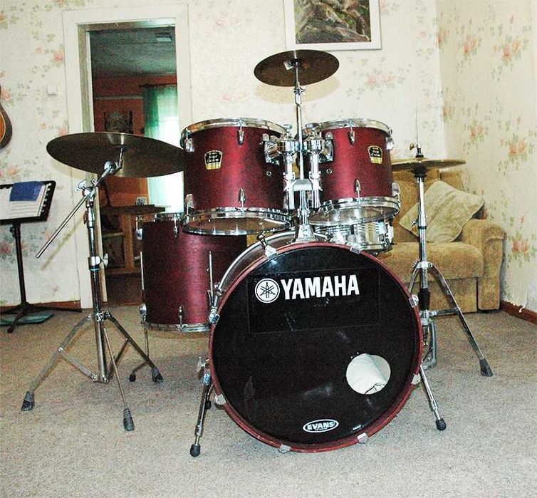 Ударная установка Yamaha Stage Custom (Индонезия)