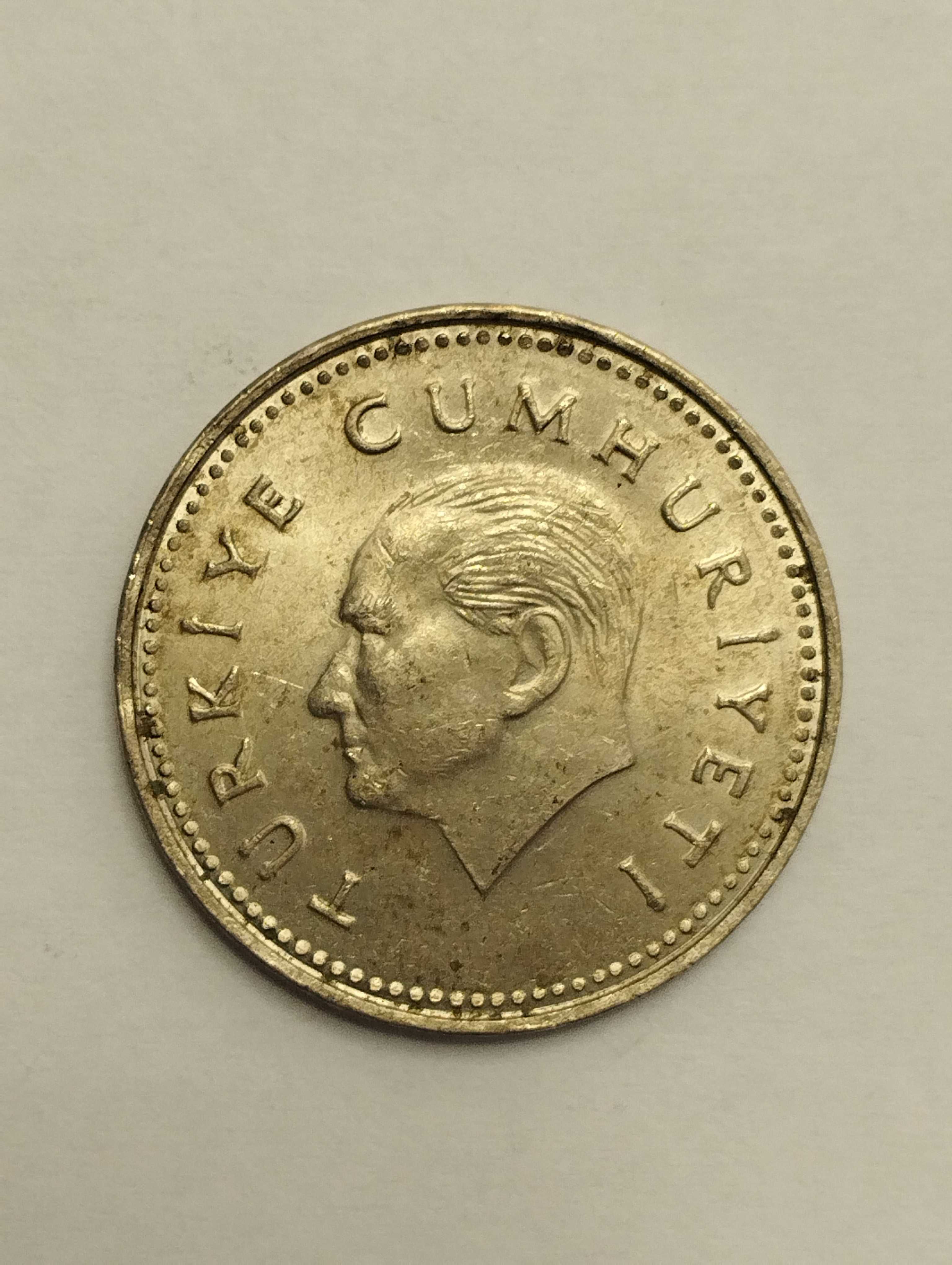Sprzedam monetę Turcja 2 500 lira 1992r. stan db.